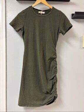 Micheal Kors Bodycon T-Shirt Olive Green Dress Runched Side Sz M